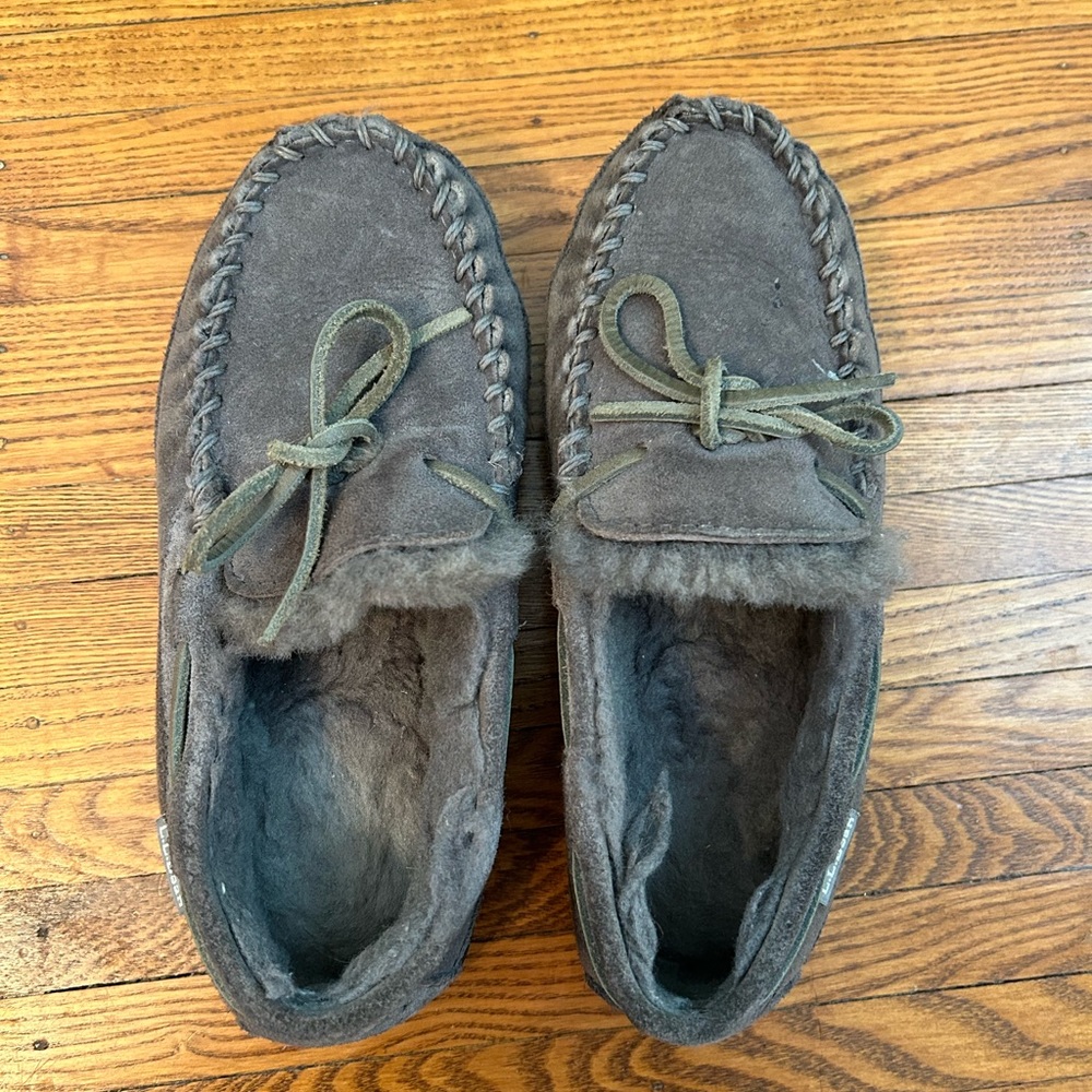 L.L. Bean Women's Wicked Good Moccasins Size 6 Gray/Charcoal Great Condition - Picture 3 of 3